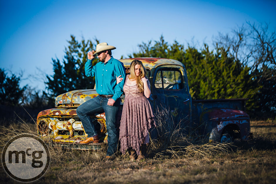 McGowanImages_Carrie&Robert_CountryEngagementSession_Blog14